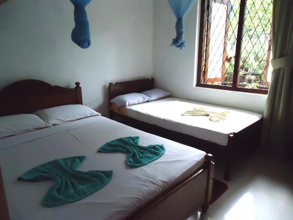 Green Woods Guest Kandy Habitación foto